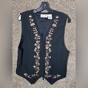 Liz Claiborne Black Floral Embroidered Blouse